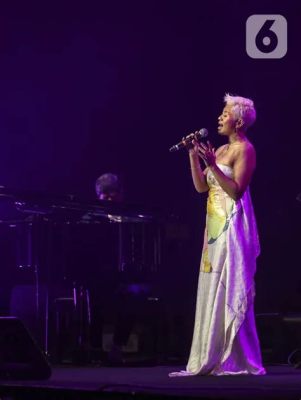  Dira Sugandi's Jakarta Jazz Festival Triumph: A Night of Enchanting Melodies and Indonesian Pride!